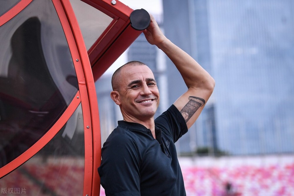  朗斯主场球迷冲突事件，俱乐部遭足协严厉处罚  